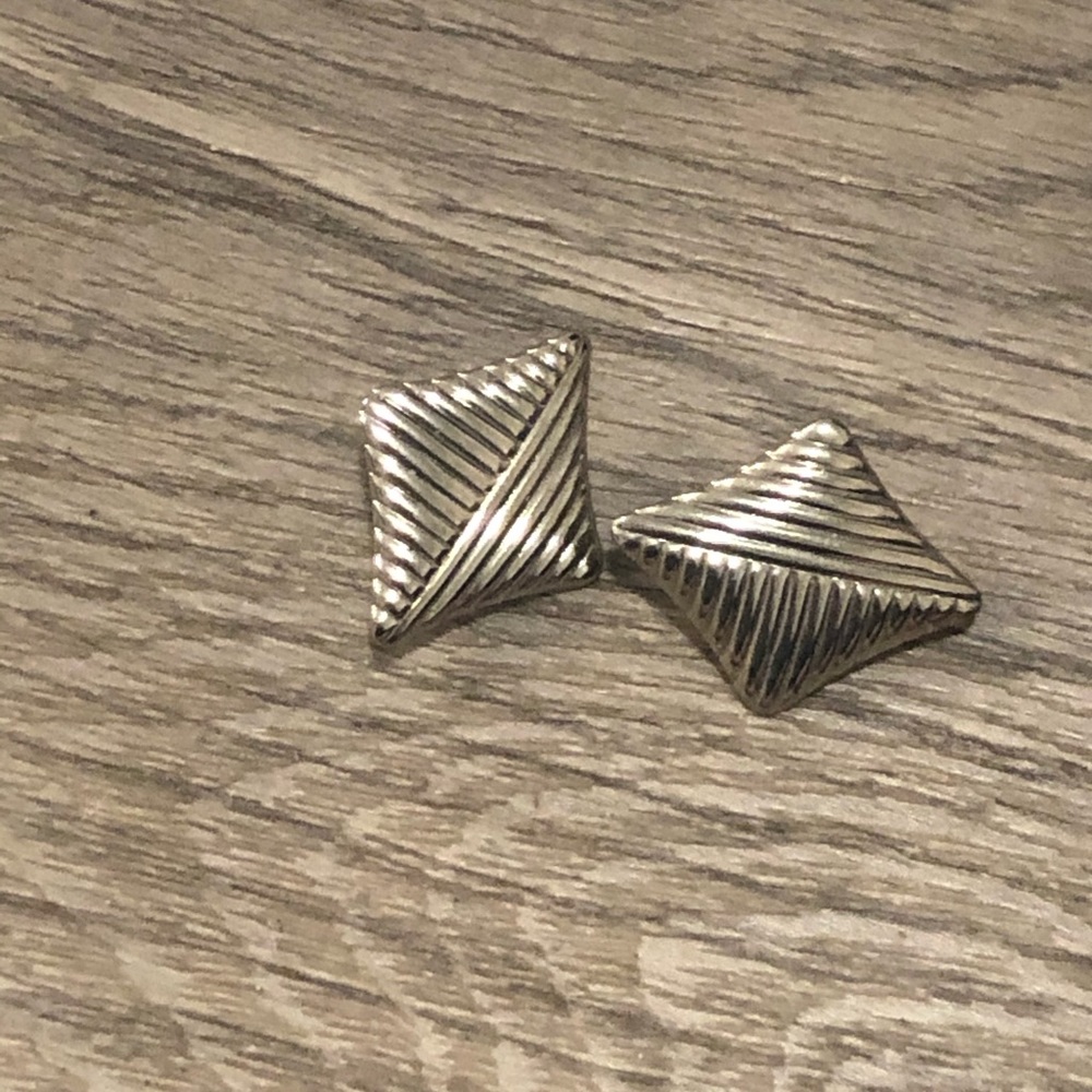 Clip on earrings